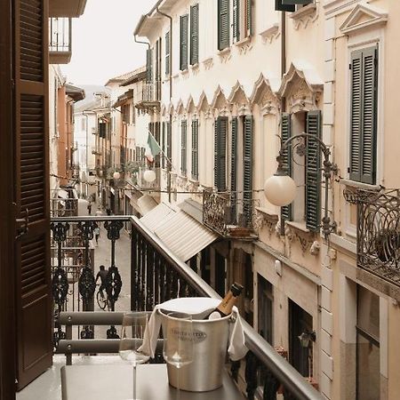 Caffe Delle Rose Les Chambres Verbania Exteriör bild